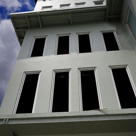 Urooms Senayan Джакарта Екстер'єр фото
