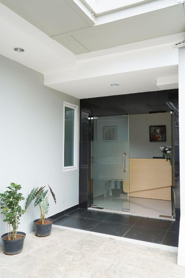 Urooms Senayan Джакарта Екстер'єр фото