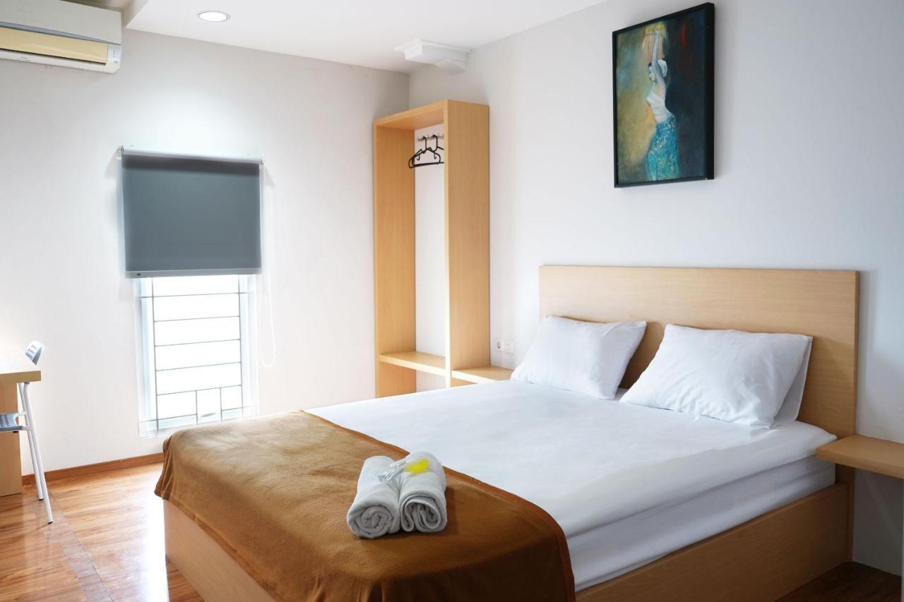 Urooms Senayan Джакарта Екстер'єр фото